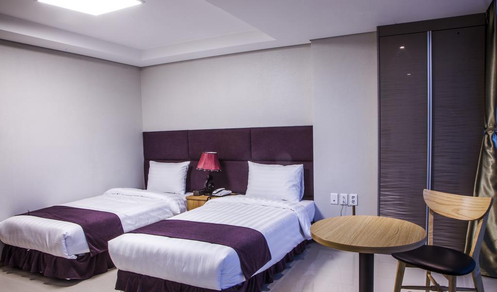 J Hotel Ulán Bator Habitación foto